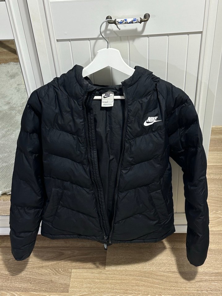 Nike Erkek Çocuk Mont - Görsel 2