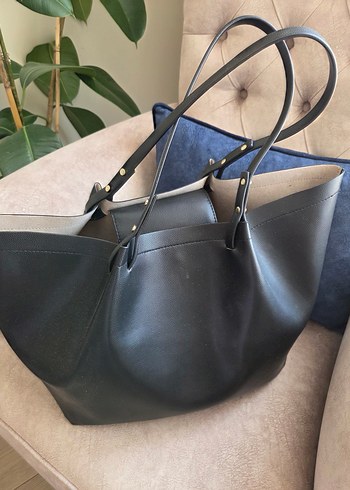 H&M Klasik Siyah Deri Kadın Çanta
