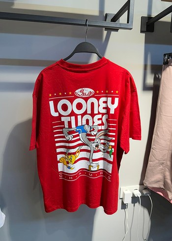Kırmızı Looney Tunes Baskılı Erkek Tişört