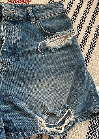 s Beden mavi Renk Düğmeli Nakışlı Mavi Mini Denim Şort