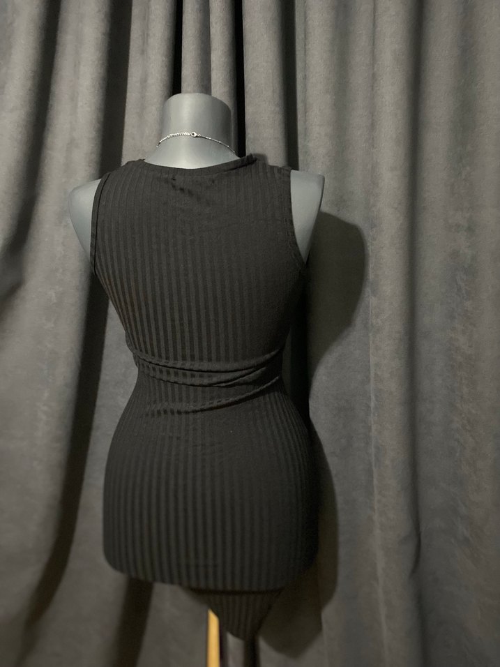 Siyah Yüksek Yakalı Triko Elbise - Görsel 2
