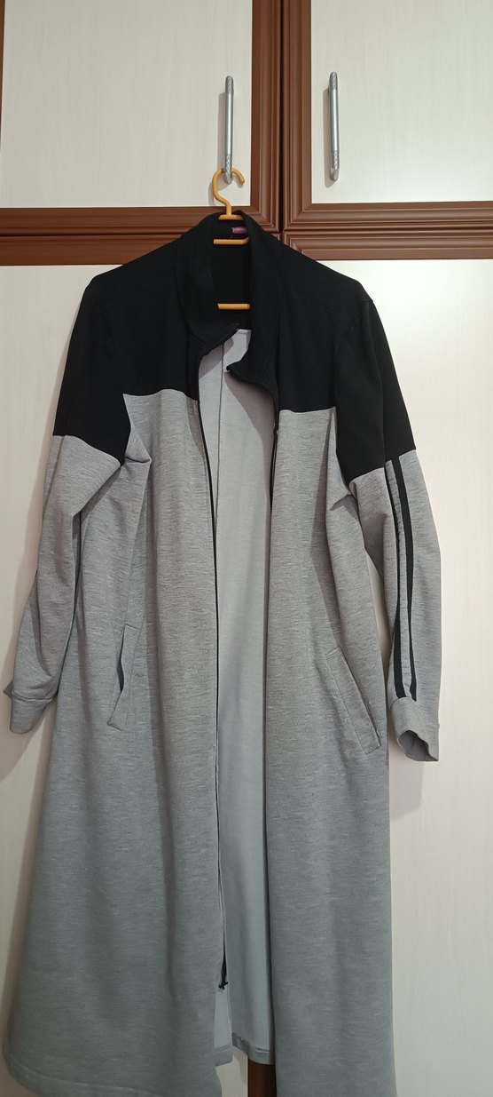 Gri Uzun Fermuarlı Kadın Spor üst - Görsel 2