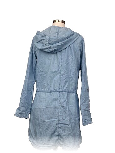 m Beden Vintage Love Ceket %70 İndirimli.