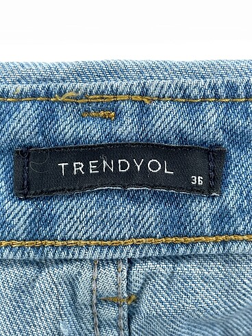 36 Beden çeşitli Renk Trendyol & Milla Kısa Elbise %70 İndirimli.