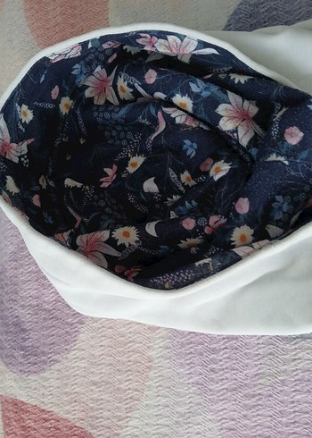 10 Yaş Beden Kız Çocuk Kapüşonlu Hummel Sweatshirt