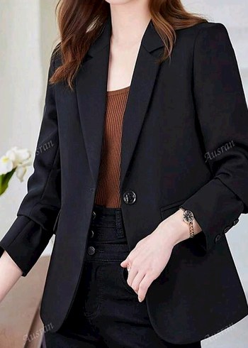 Siyah Düğmeli Kadın Blazer Ceket