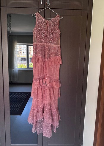 Pembe Parlak Uzun Fırfırlı Abiye Elbise - Görsel 3