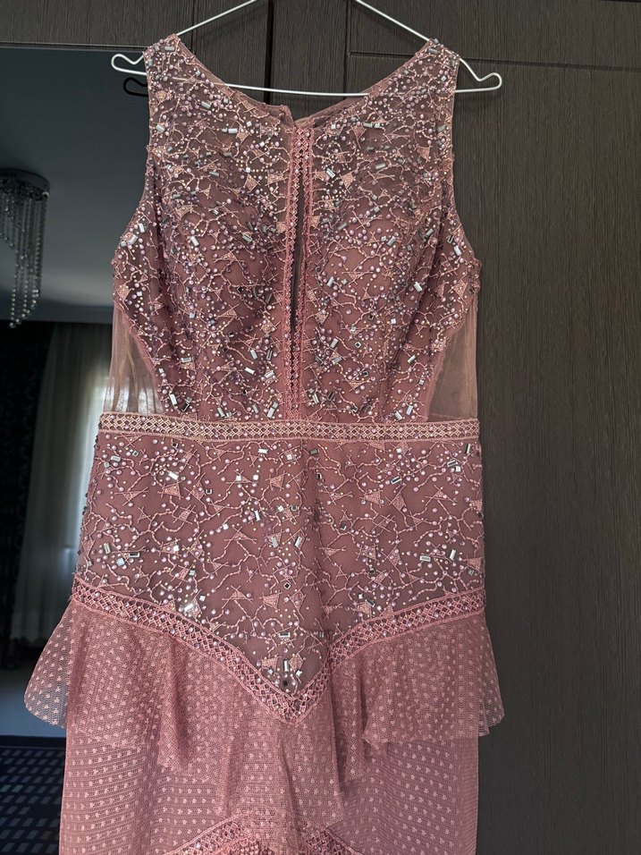 Pembe Parlak Uzun Fırfırlı Abiye Elbise - Görsel 2