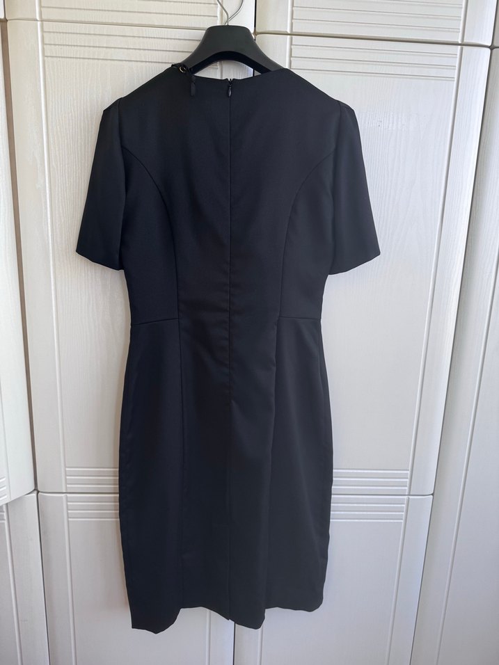 V Yaka Siyah Midi Ofis Elbisesi - Görsel 2