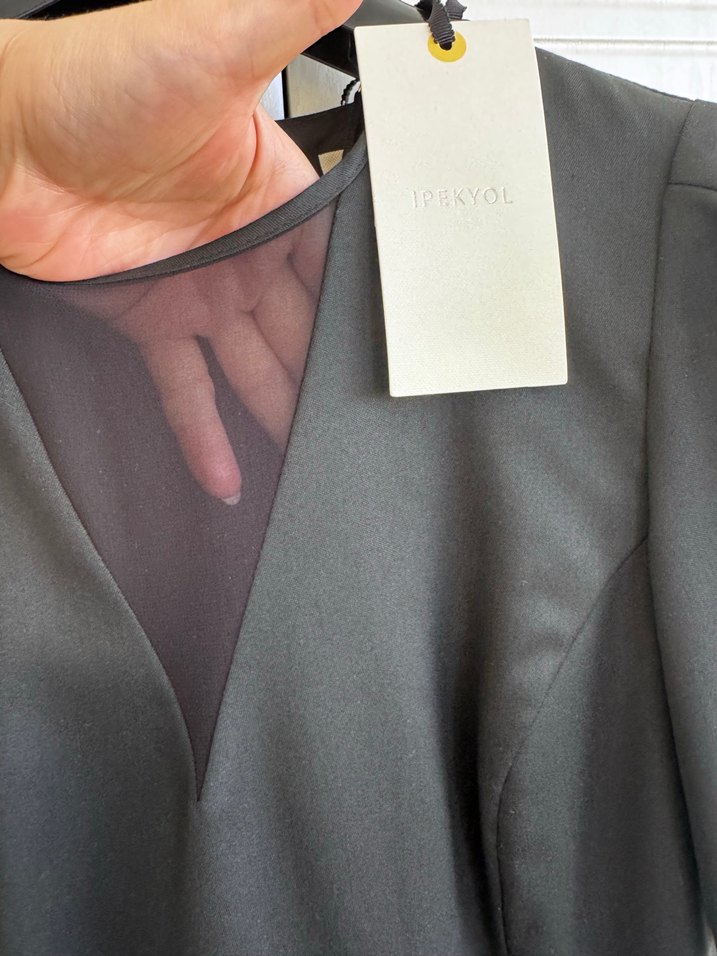 V Yaka Siyah Midi Ofis Elbisesi - Görsel 3