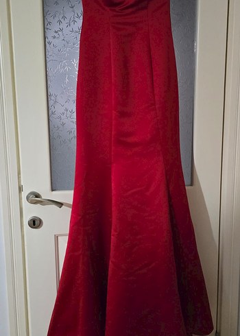 Kırmızı İşlemeli Midi Abiye Elbise - Görsel 3