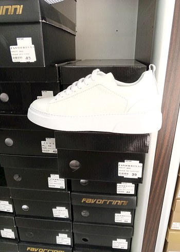 Beyaz Erkek Sneakers, Spor ve Günlük Kullanım yüzde yüz deri
