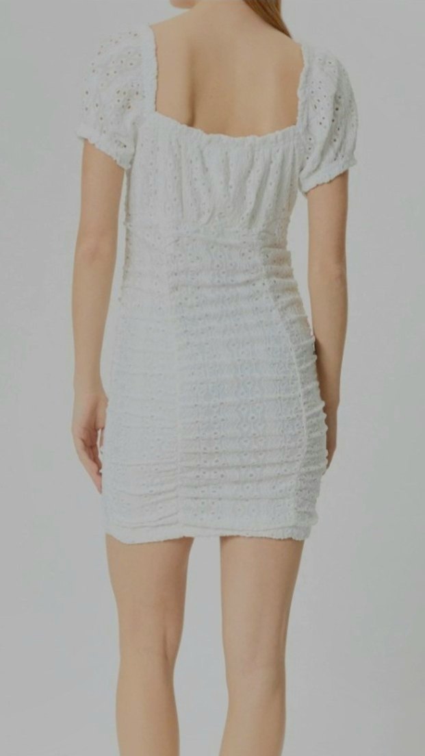 Dantel Detaylı Beyaz Mini Elbise - Görsel 3