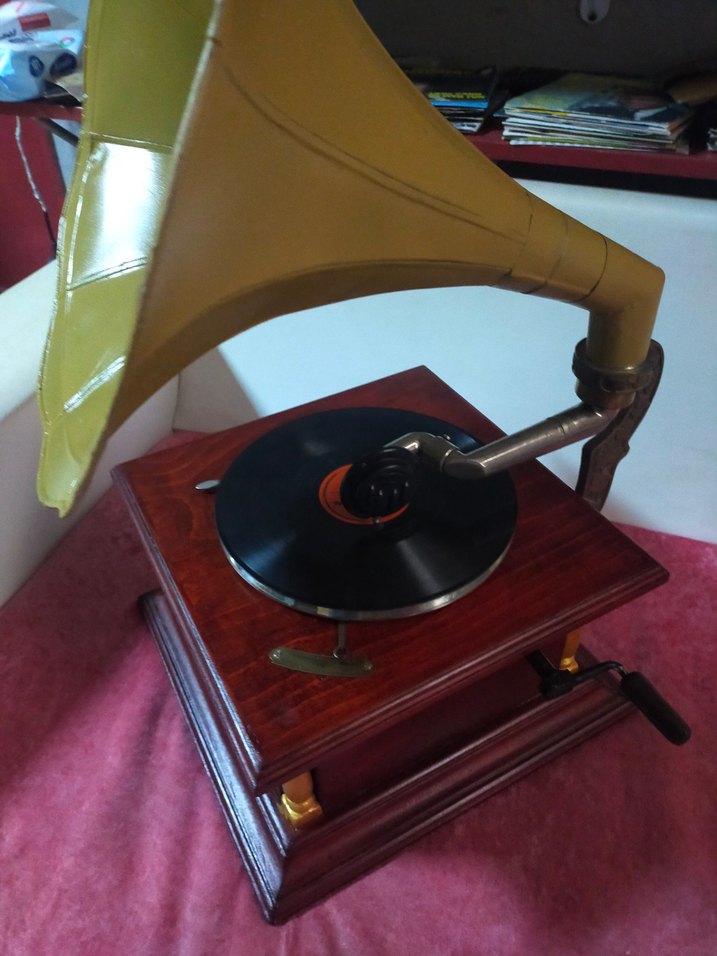 antika gramofon mükemmel - Görsel 4