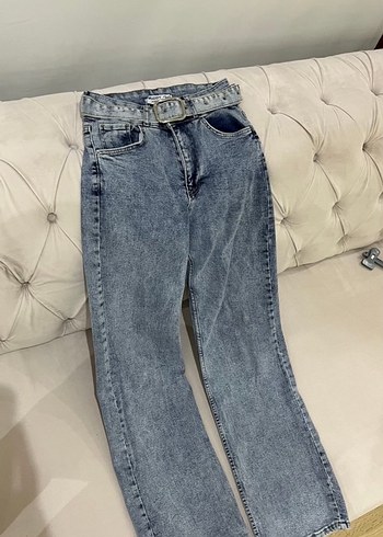 Trendyol & Milla Acik Mavi Kemerli Jean Rahat Ve Sik