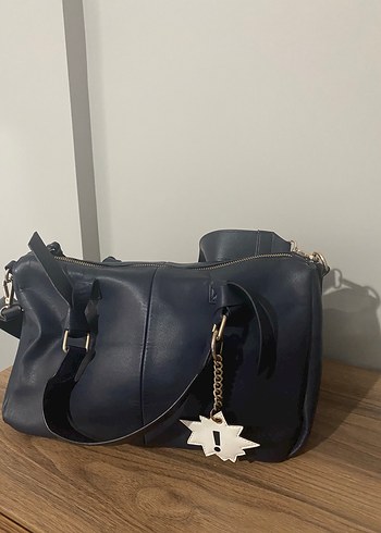 Zara Mavi Deri Kadın Omuz Çantası