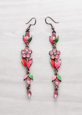 Mineli çiçek tasarımlı otantik küpeler - Görsel 2