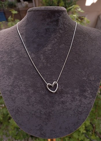 Zirkon taş detaylı düğüm kalp kolye - Görsel 2