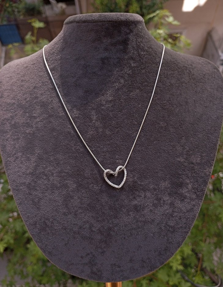 Zirkon taş detaylı düğüm kalp kolye - Görsel 2