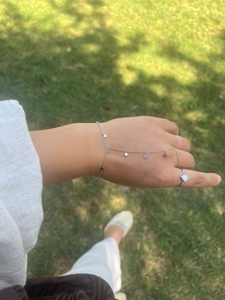 Yıldız ve renk elementli Şahmeran - Görsel 2