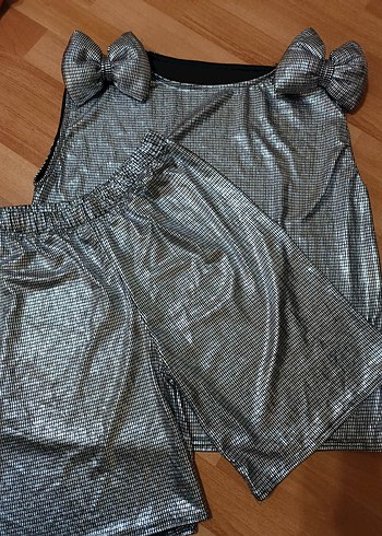 Parlak Gri Pilili Atlet ve Mini Şort takım - Görsel 2