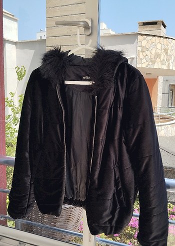 Kürklü Siyah Kadın Midi Mont