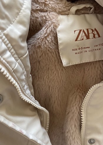 Düğmeli yağmurluk - Görsel 3