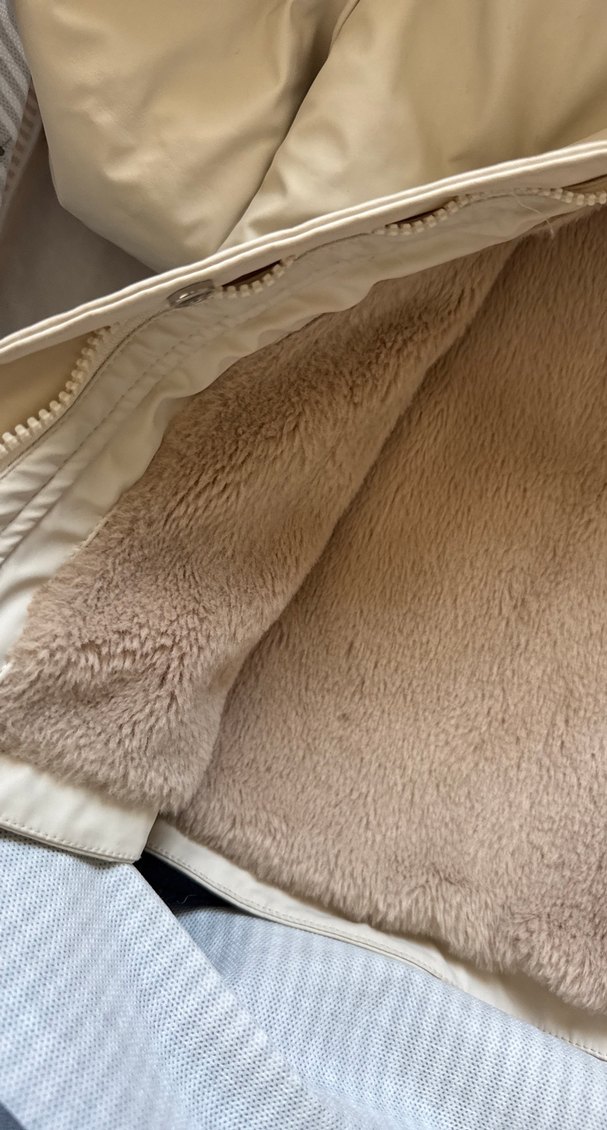 Düğmeli yağmurluk - Görsel 2