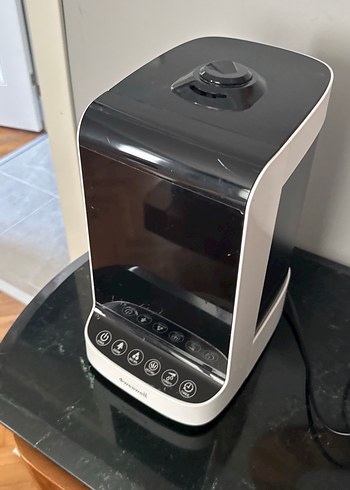 Beyaz ve Siyah Hava Temizleyici ve Nemlendirici - Görsel 2