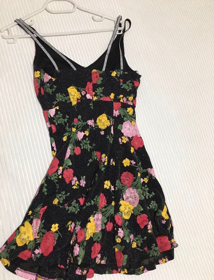 Çiçek Desenli Askılı Midi Elbise - Görsel 4