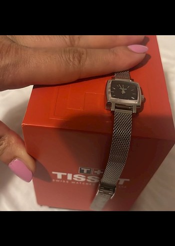 Tissot Gri Modern Klasik Kadın Kol Saati Tissot