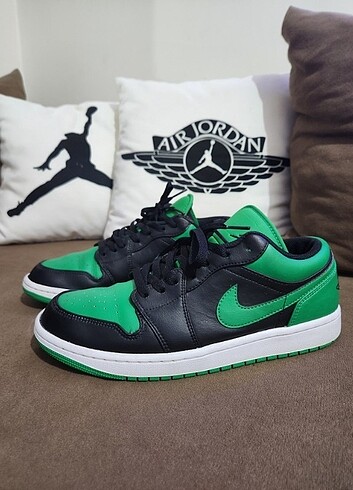 Nike Air jordan 1 low lucky green 