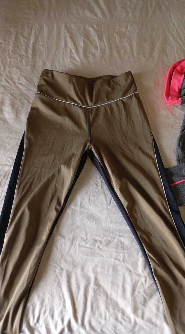 Gri ve Siyah Kadın Spor Tayt - Görsel 3