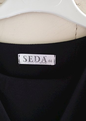 Siyah Midi Düğmeli Kadın Kaban - Görsel 3