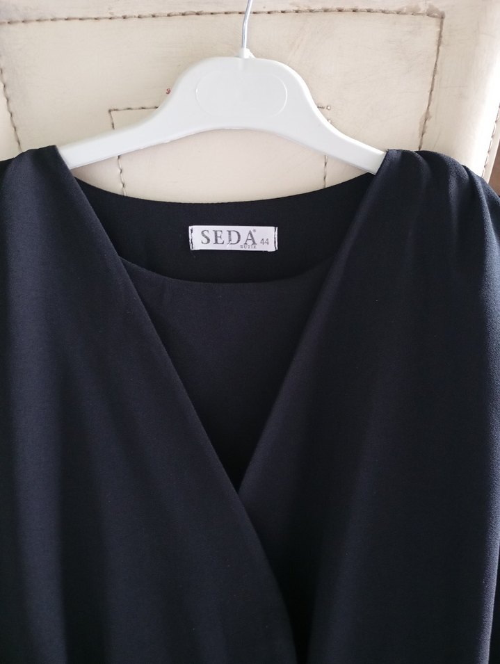 Siyah Midi Düğmeli Kadın Kaban - Görsel 4