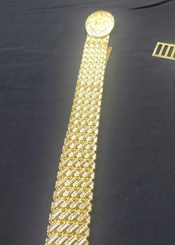 Altın Renkli Pul İşlemeli Kadın El Zinciri - Görsel 8