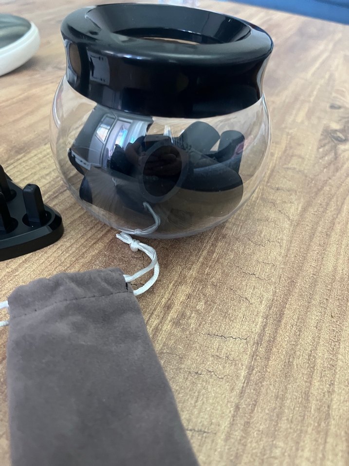 Siyah Makyaj Fırçası Temizleme Cihazı - Görsel 4