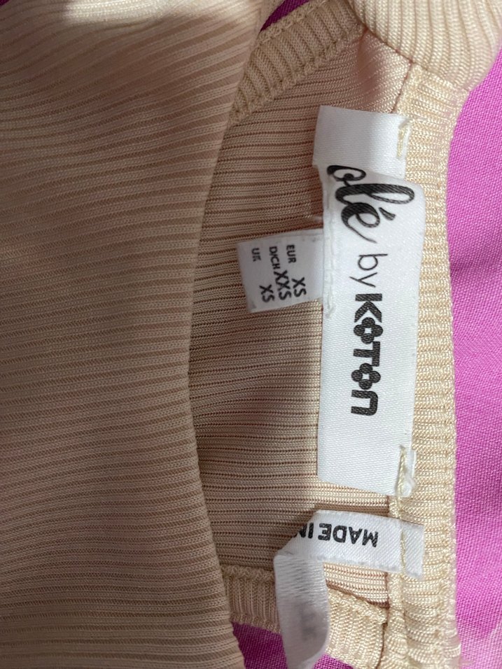 Bej Yüksek Yakalı Kadın Büstiyer - Görsel 3