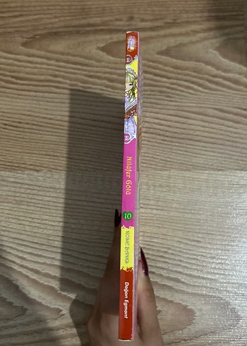  Beden Sihirli Krallık Nilüfer Gölü - Rosie Banks 10. Kitap