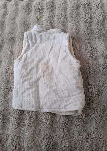 Çocuk Beyaz Keten Düğmeli Yelek - Görsel 2