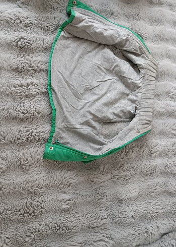 Erkek Çocuk Yeşil Yelek - Görsel 3