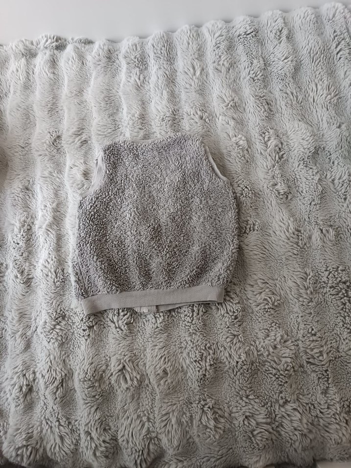 Çocuk Gri Kürklü Kolsuz Yelek - Görsel 2