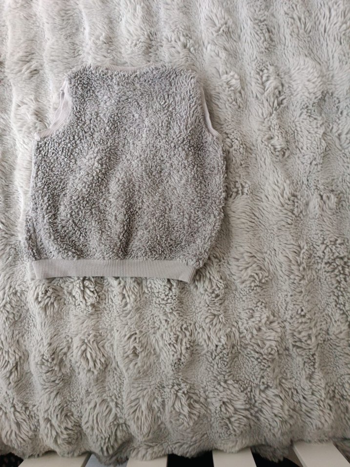 Çocuk Gri Kürklü Kolsuz Yelek - Görsel 3