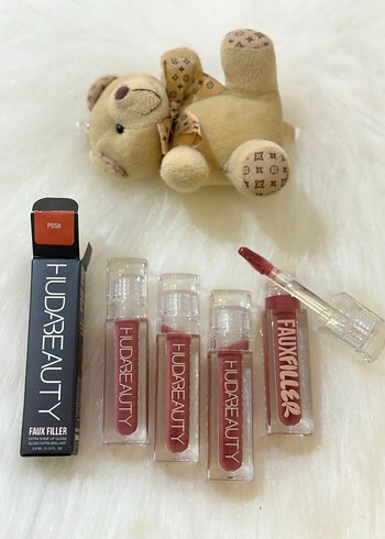 Huda Beauty Huda Beauty ruj