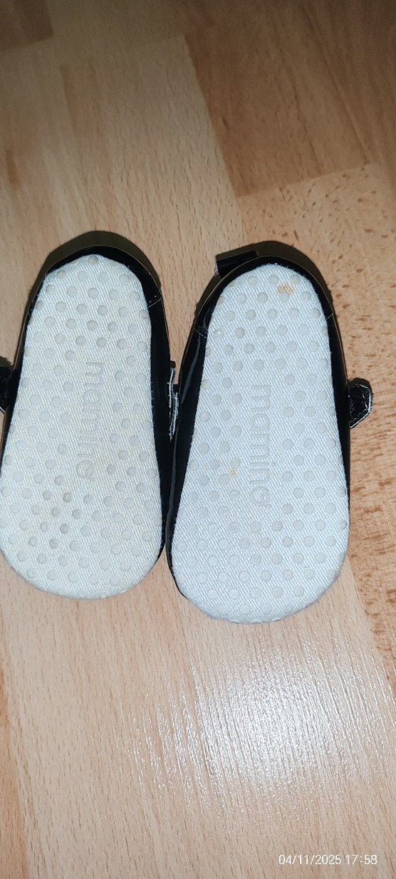 Kız yeni doğan bebek Siyah Tokalı Babet Ayakkabı - Görsel 2