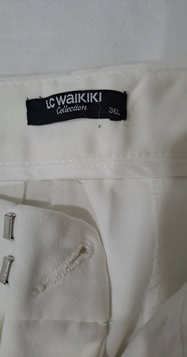 Beyaz Pilili Kadın Kumaş Pantolon - Görsel 3