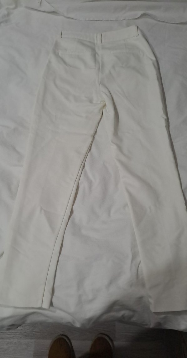 Beyaz Pilili Kadın Kumaş Pantolon - Görsel 4