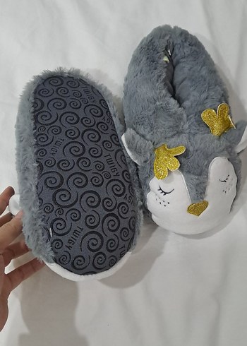 TWIGY Gri Kürklü Nakışlı  Ev Terliği - Görsel 4