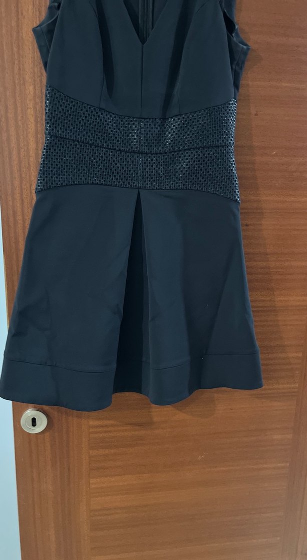 Siyah V Yaka Midi Elbise - Görsel 5