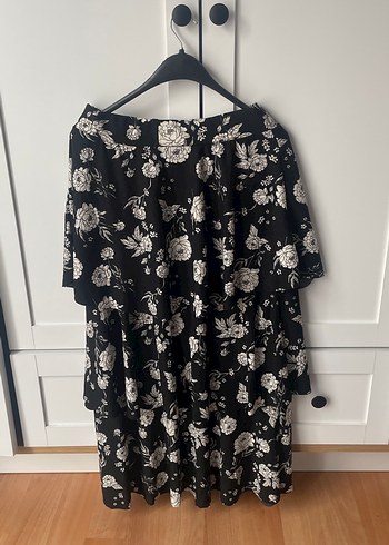 Desenli Siyah 3 katlı Etek - Görsel 2